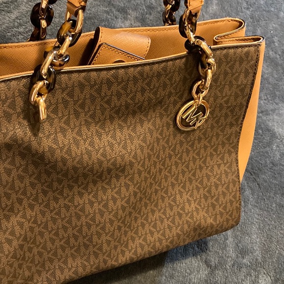 MICHAEL Michael Kors Handbags - Michael Kors